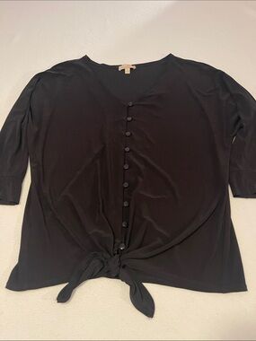 Choices Black Button-Front Tie Hem Top
